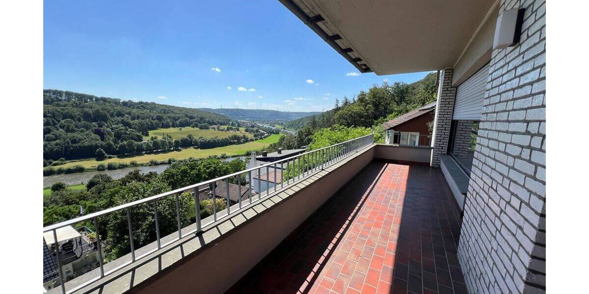 Etagenwohnung Bad Karlshafen Gartenstadt - 3 Zimmer, 105 m&sup2;, 675&euro; | Angebot:23965659