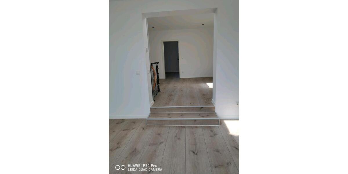 Maisonettenwohnung Krefeld - 3 Zimmer, 85 m&sup2;, 1.100&euro; | Angebot:26339888