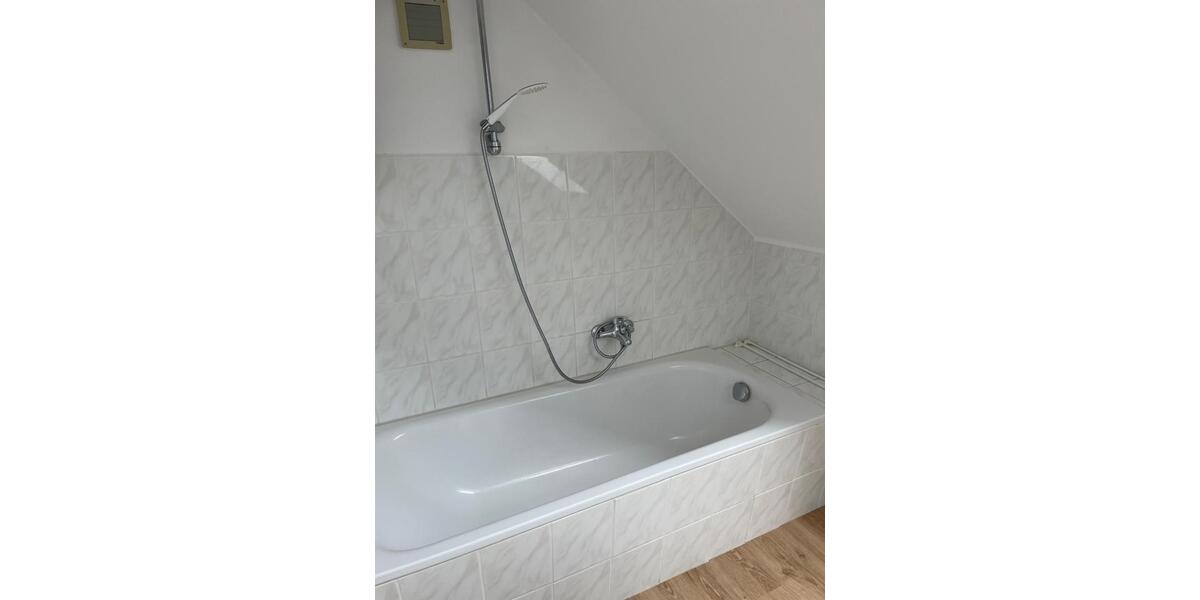 Dachgeschoßwohnung Delitzsch - 2.5 Zimmer, 55 m&sup2;, 764&euro; | Angebot:26050439