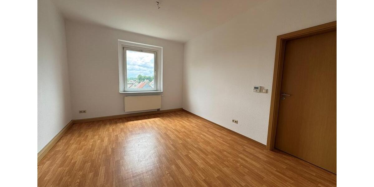 Etagenwohnung Güsten - 3 Zimmer, 61 m&sup2;, 380&euro; | Angebot:26249666