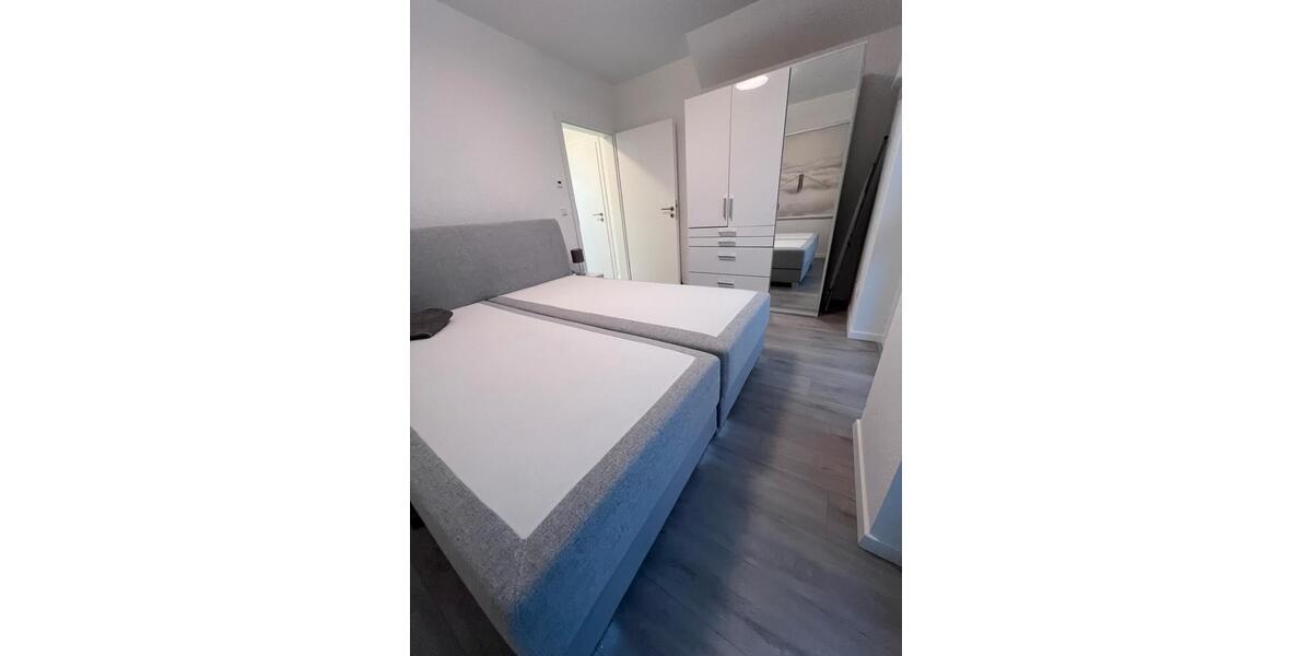 Dachgeschoßwohnung Gäufelden - 2 Zimmer, 54 m&sup2;, 1.100&euro; | Angebot:25142453