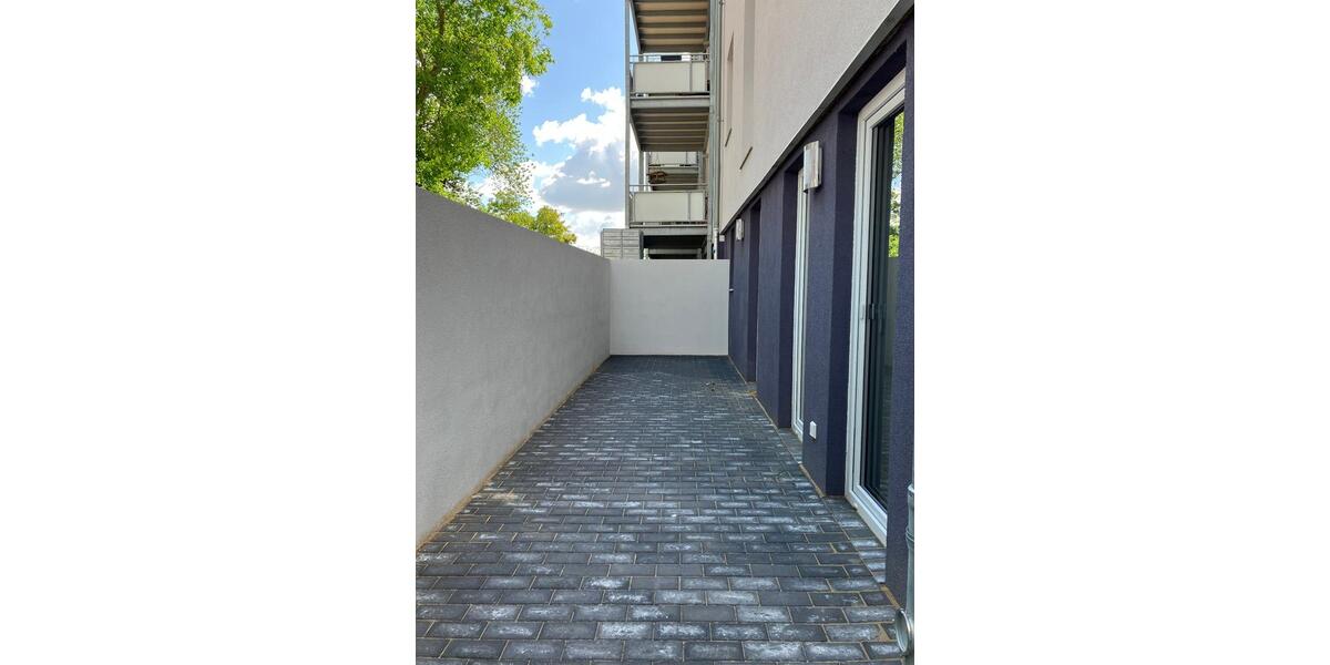 4 Zimmer | Souterrain | Terrasse | Fußbodenheizung | Dusche und Wanne | Stellplatz mgl. 4 zimmer