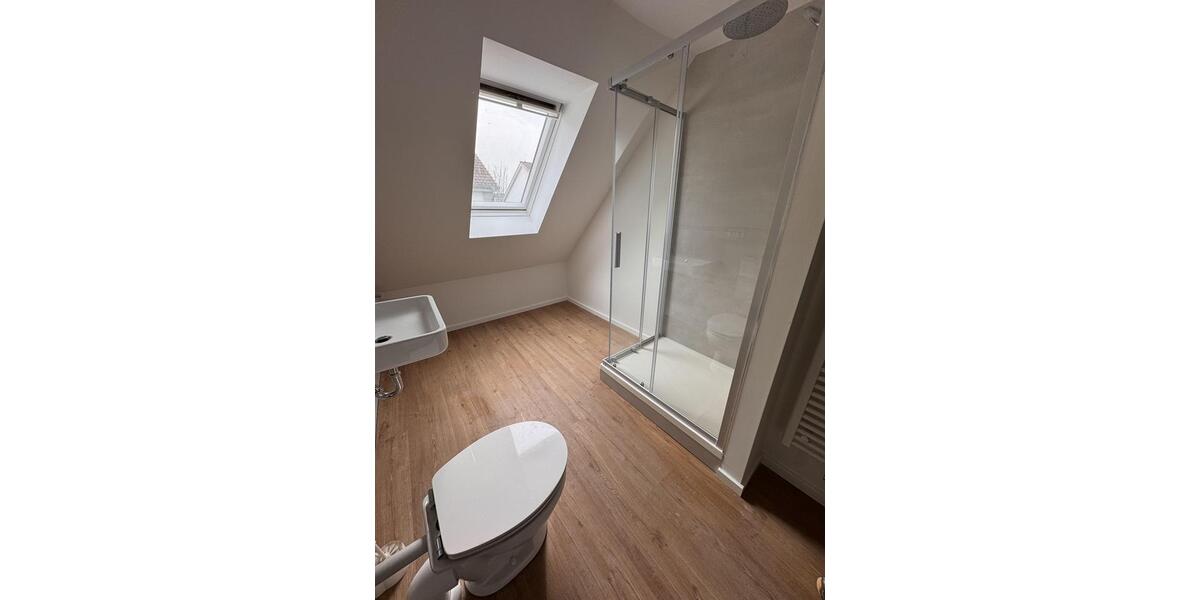 Erdgeschoßwohnung Neustadt in Holstein - 4 Zimmer, 120 m&sup2;, 1.300&euro; | Angebot:25872288