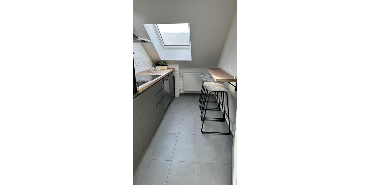 Dachgeschoßwohnung Karlsruhe Knielingen - 1 Zimmer, 1 m&sup2;, 400&euro; | Angebot:26247507