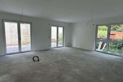 Wohnung Elsenfeld - 3 Zimmer, 108 m&sup2;, 1.460&euro; | Angebot:26459204