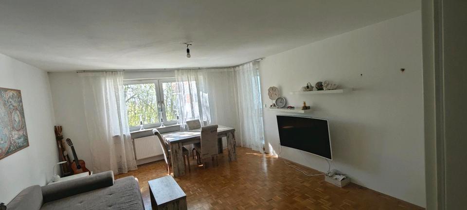 Etagenwohnung Augsburg Oberhausen - 4 Zimmer, 87 m&sup2;, 1.700&euro; | Angebot:26272784