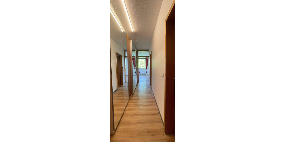 Etagenwohnung Saarbrücken Alt-Saarbrücken - 3 Zimmer, 94 m&sup2;, 970&euro; | Angebot:26388800