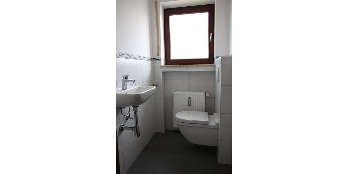 Etagenwohnung Ruppichteroth - 4 Zimmer, 140 m&sup2;, 1.100&euro; | Angebot:26364777