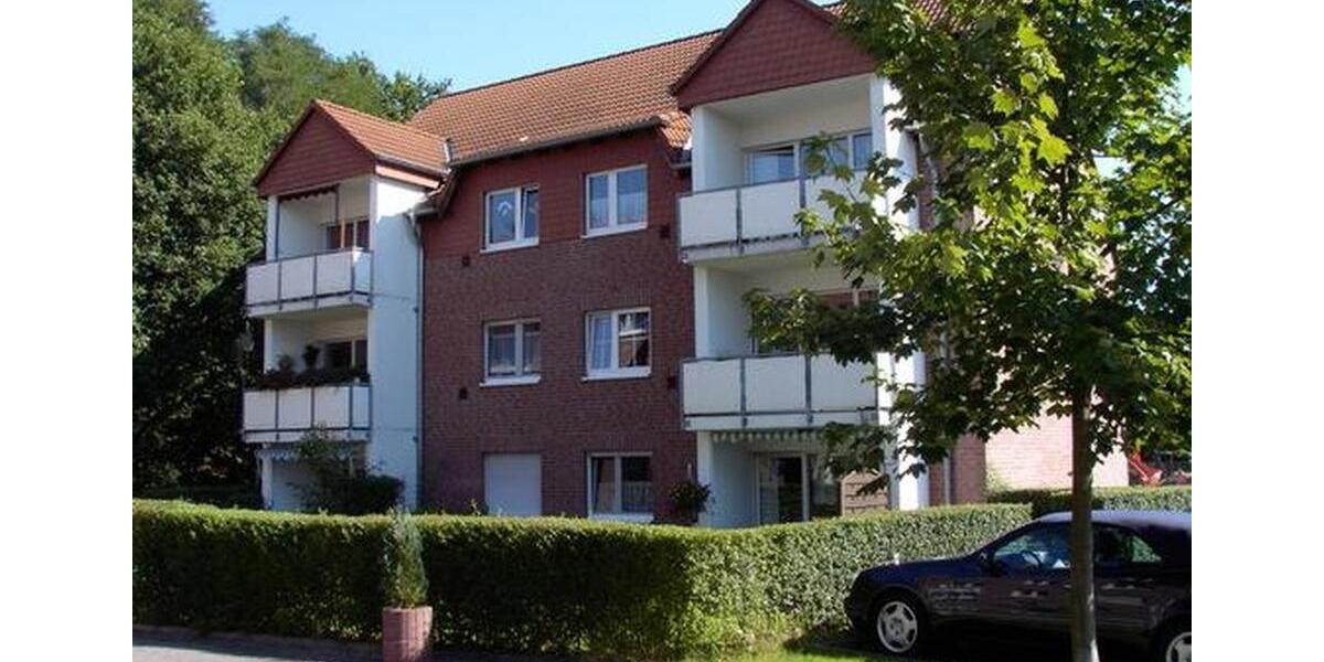 *** Helle 3,5-Zimmerwohnung mit komplett saniertem Tageslichtbadezimmer und Süd-Westbalkon*** 3 zimmer