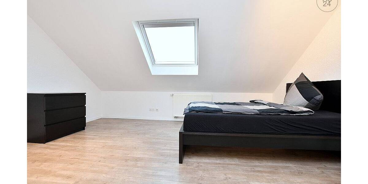 Etagenwohnung Asperg - 3 Zimmer, 100 m&sup2;, 1.590&euro; | Angebot:26160517