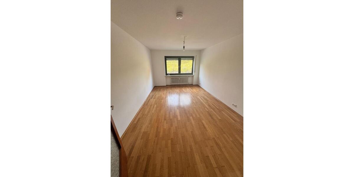 Etagenwohnung Kochel am See - 3 Zimmer, 75 m&sup2;, 1.400&euro; | Angebot:26705070