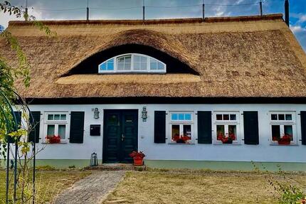 Haus Korswandt - 5 Zimmer, 135 m&sup2;, 1.480&euro; | Angebot:26269363