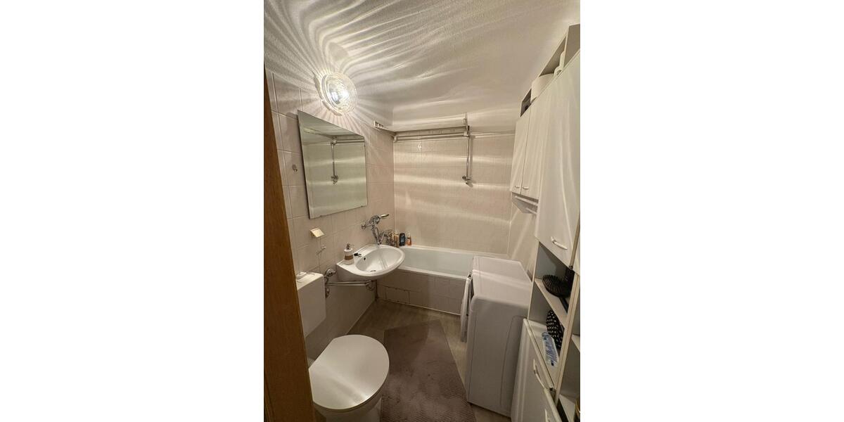 Etagenwohnung Neubrandenburg - 4 Zimmer, 80 m&sup2;, 640&euro; | Angebot:23971442