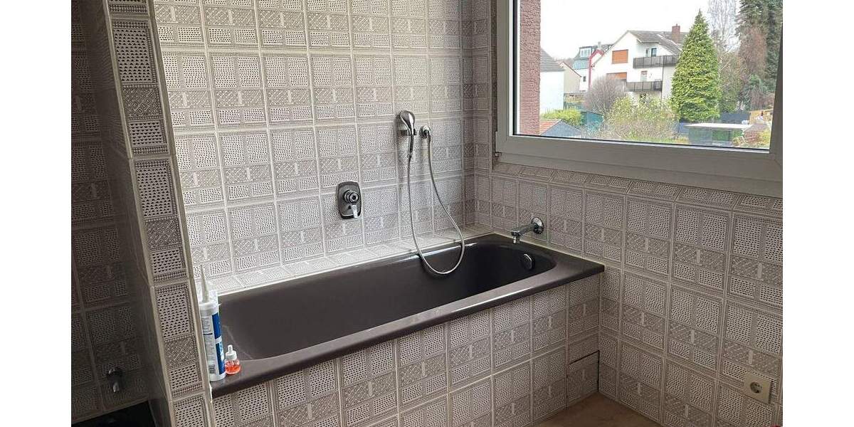 Etagenwohnung Bochum Harpen - 2 Zimmer, 83 m&sup2;, 664&euro; | Angebot:23947430