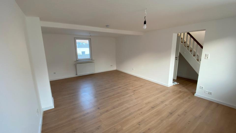 Einfamilienhaus Bessenbach - 5 Zimmer, 125 m&sup2;, 1.360&euro; | Angebot:26205851