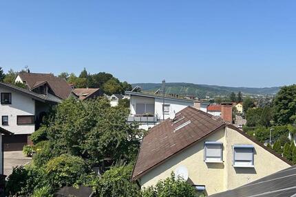 Helle 3 Zimmer Dachgeschosswohnung zimmer