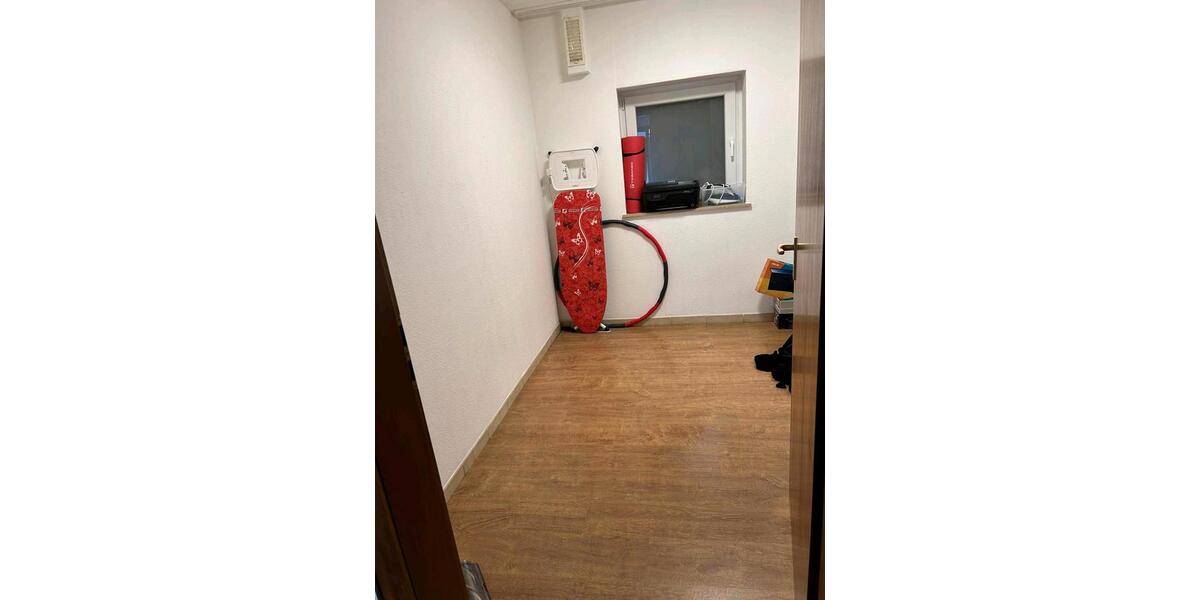 Erdgeschoßwohnung Allendorf (Eder) - 3 Zimmer, 80 m&sup2;, 650&euro; | Angebot:25935585