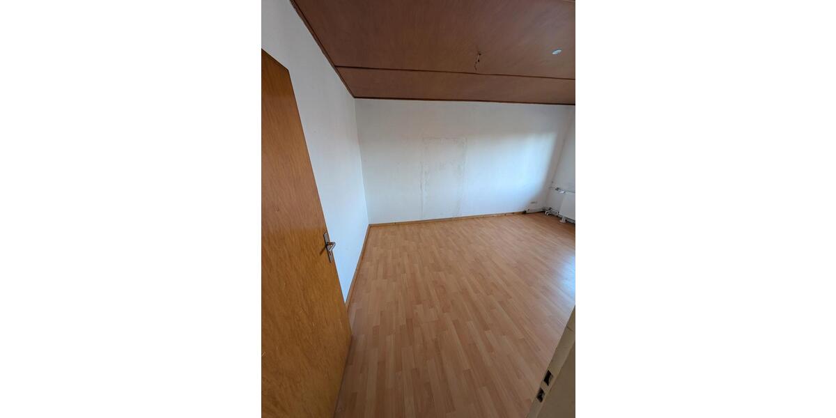 Etagenwohnung Seesen - 3 Zimmer, 60 m&sup2;, 350&euro; | Angebot:26697612