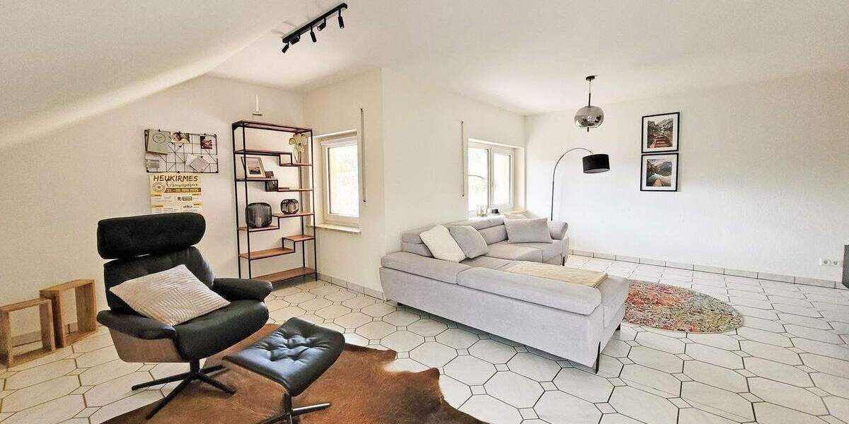 Etagenwohnung Neuenstein Mühlbach - 3 Zimmer, 93 m&sup2;, 550&euro; | Angebot:26686392