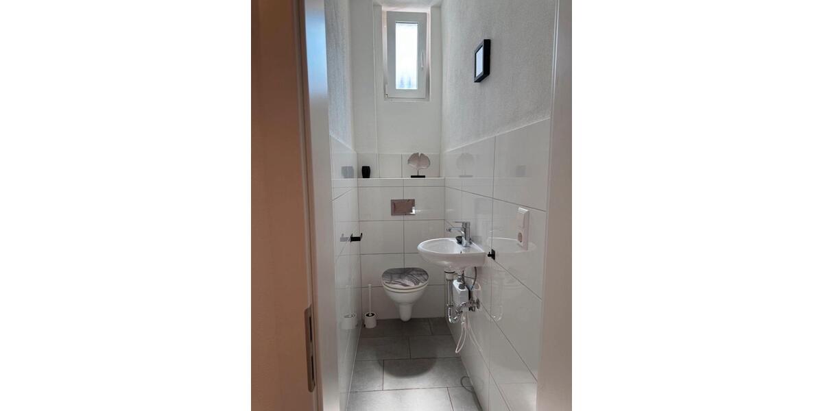 Wohnen auf Zeit Ludwigsburg - 4 Zimmer, 95 m&sup2;, 500&euro; | Angebot:26386831