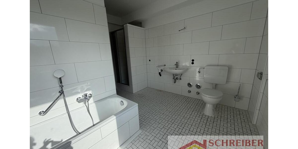 Dachgeschoßwohnung Bad Laasphe - 3 Zimmer, 95 m&sup2;, 720&euro; | Angebot:26533989