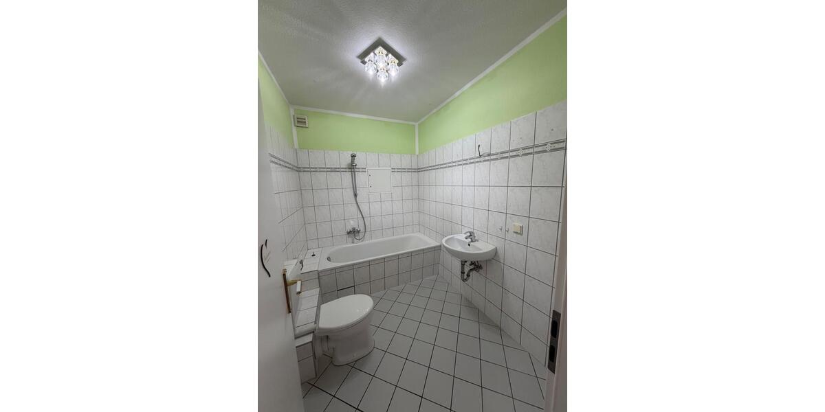 Erdgeschoßwohnung Frankfurt (Oder) - 3 Zimmer, 59 m&sup2;, 440&euro; | Angebot:26545658