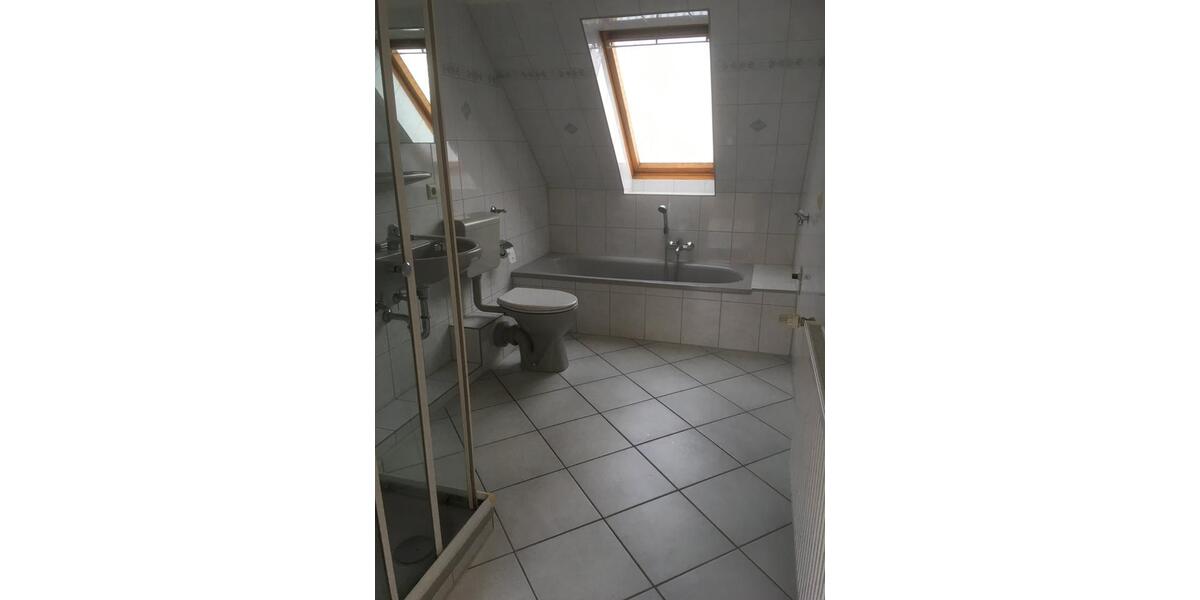 Dachgeschoßwohnung Hemmoor - 3 Zimmer, 75 m&sup2;, 690&euro; | Angebot:24611059