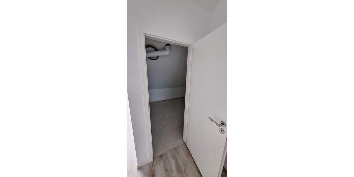 Etagenwohnung Pirna - 5 Zimmer, 120 m&sup2;, 1.700&euro; | Angebot:25737683