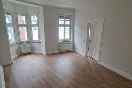 Wohnung Krefeld Cracau - 3 Zimmer, 86 m&sup2;, 989&euro; | Angebot:27663374