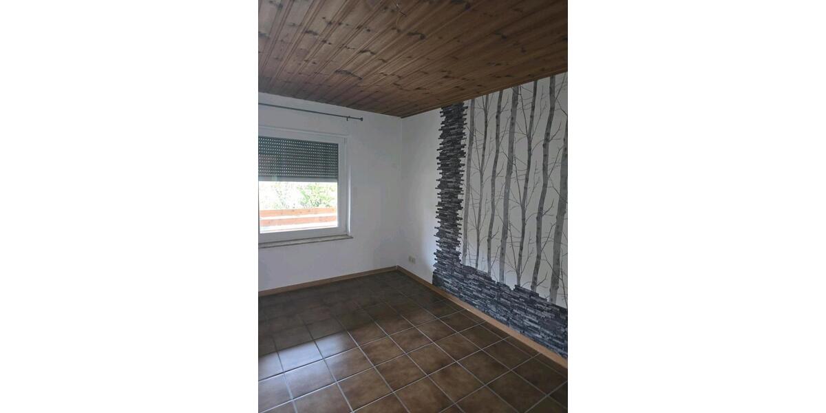 Erdgeschoßwohnung Frankenau - 1 Zimmer, 80 m&sup2;, 500&euro; | Angebot:24466555