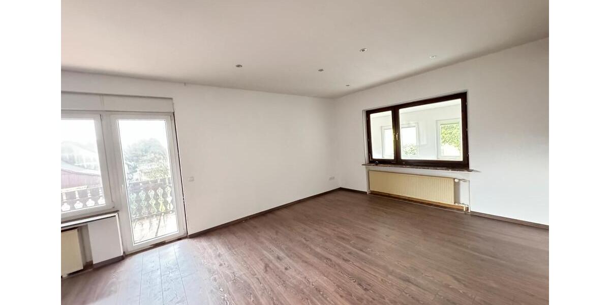 Einfamilienhaus Bodenfelde - 5 Zimmer, 255 m&sup2;, 1.349&euro; | Angebot:25324061