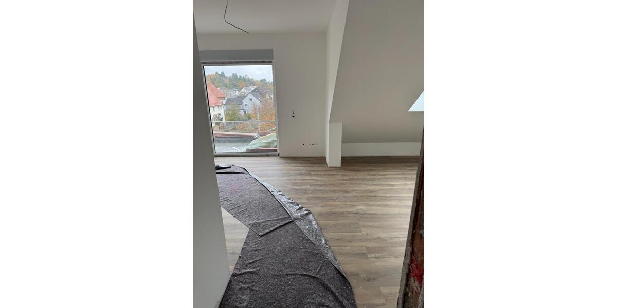 Dachgeschoßwohnung Ahnatal - 2 Zimmer, 60 m&sup2;, 730&euro; | Angebot:24940814