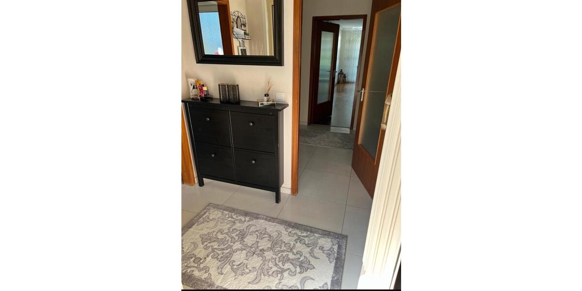 Einfamilienhaus Berlin Neukölln - 6 Zimmer, 250 m&sup2;, 3.500&euro; | Angebot:26443798
