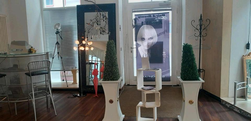 Ladenfläche in einem Beauty salon ca.40 qm zimmer