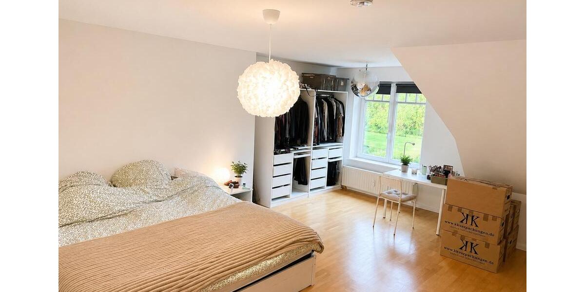 Maisonettenwohnung Rellingen - 3.5 Zimmer, 135 m&sup2;, 2.295&euro; | Angebot:26650208
