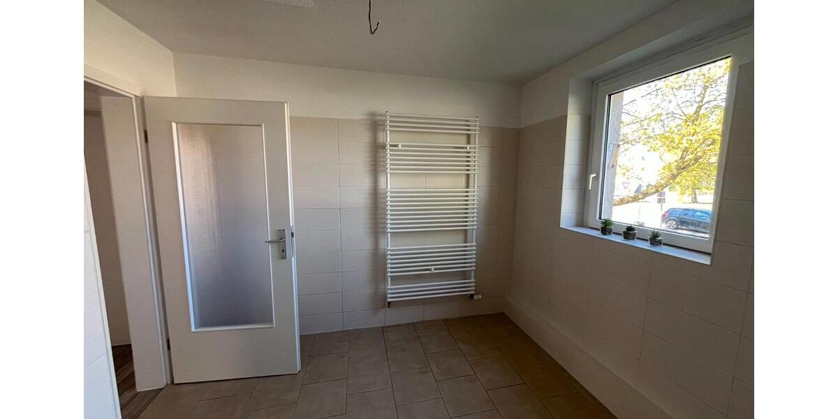 Erdgeschoßwohnung Calbe (Saale) - 3 Zimmer, 60 m&sup2;, 480&euro; | Angebot:26365434
