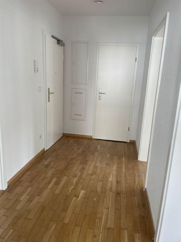 2-Raum-Wohnung mit Aufzug zimmer