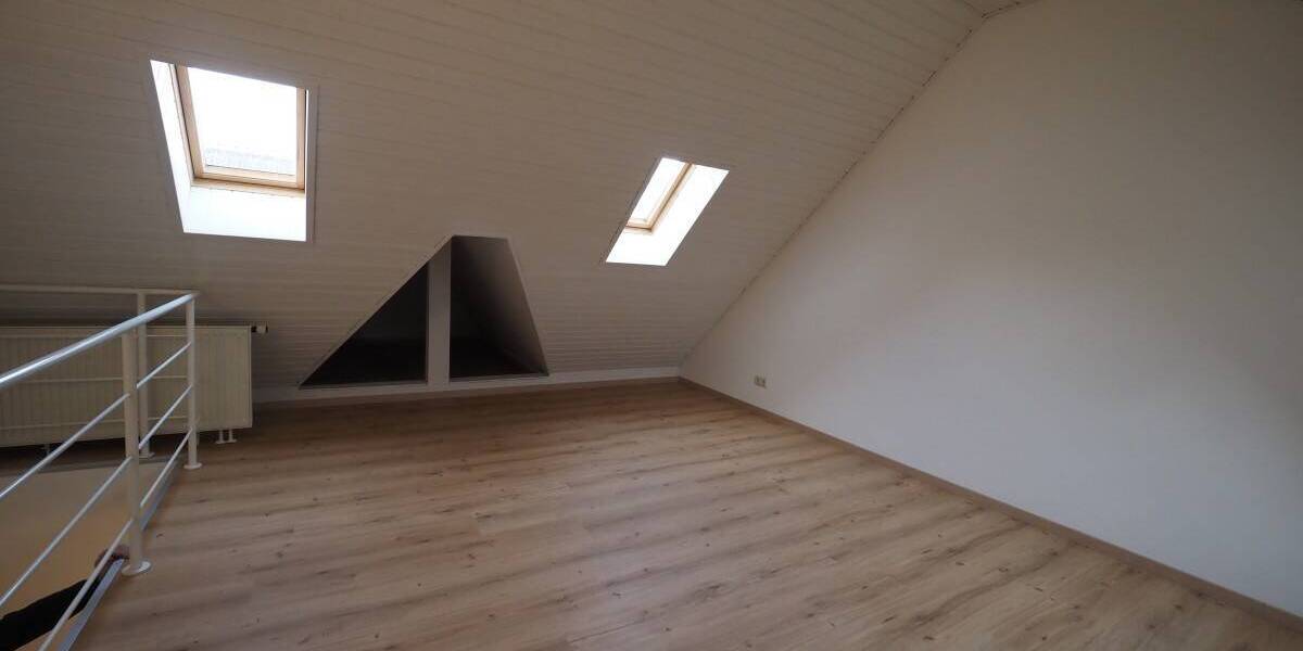 Reihenmittelhaus München Aubing-Lochhausen-Langwied - 4 Zimmer, 120 m&sup2;, 2.280&euro; | Angebot:26117909