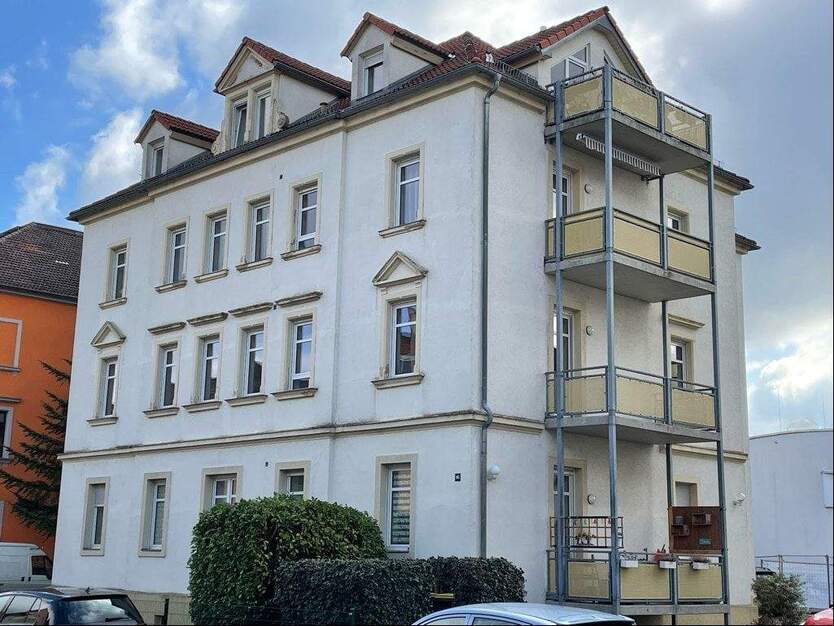 Schöne 4-Raum-Wohnung mit Balkon! 4 zimmer