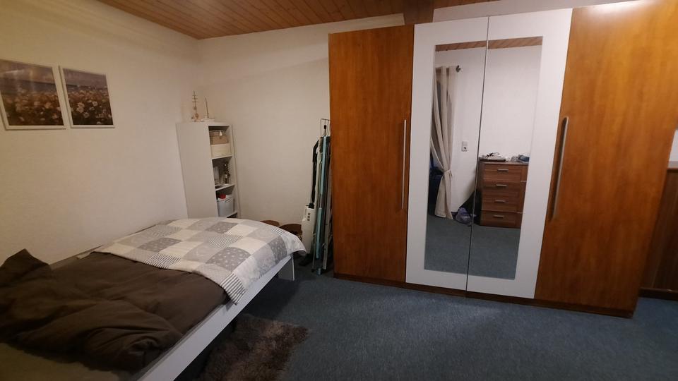 Nette DG.Wohnung mit großen Balkon in Saalfeld 2 zimmer