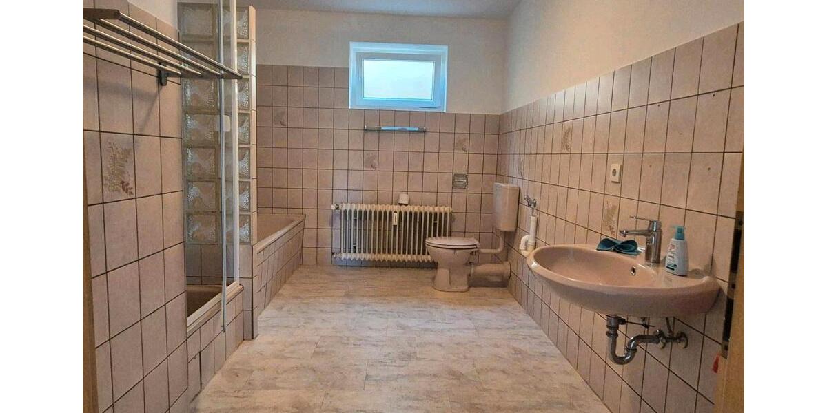 Etagenwohnung Marsberg - 3 Zimmer, 105 m&sup2;, 620&euro; | Angebot:26367858