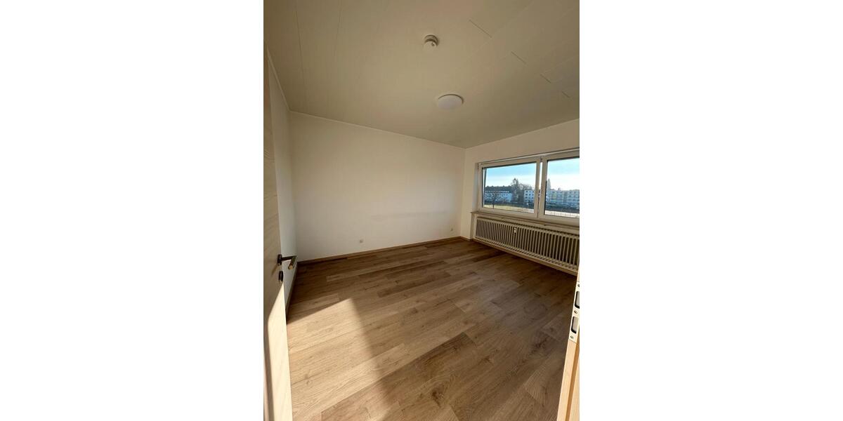 Etagenwohnung Marktredwitz - 3 Zimmer, 80 m&sup2;, 750&euro; | Angebot:26044264