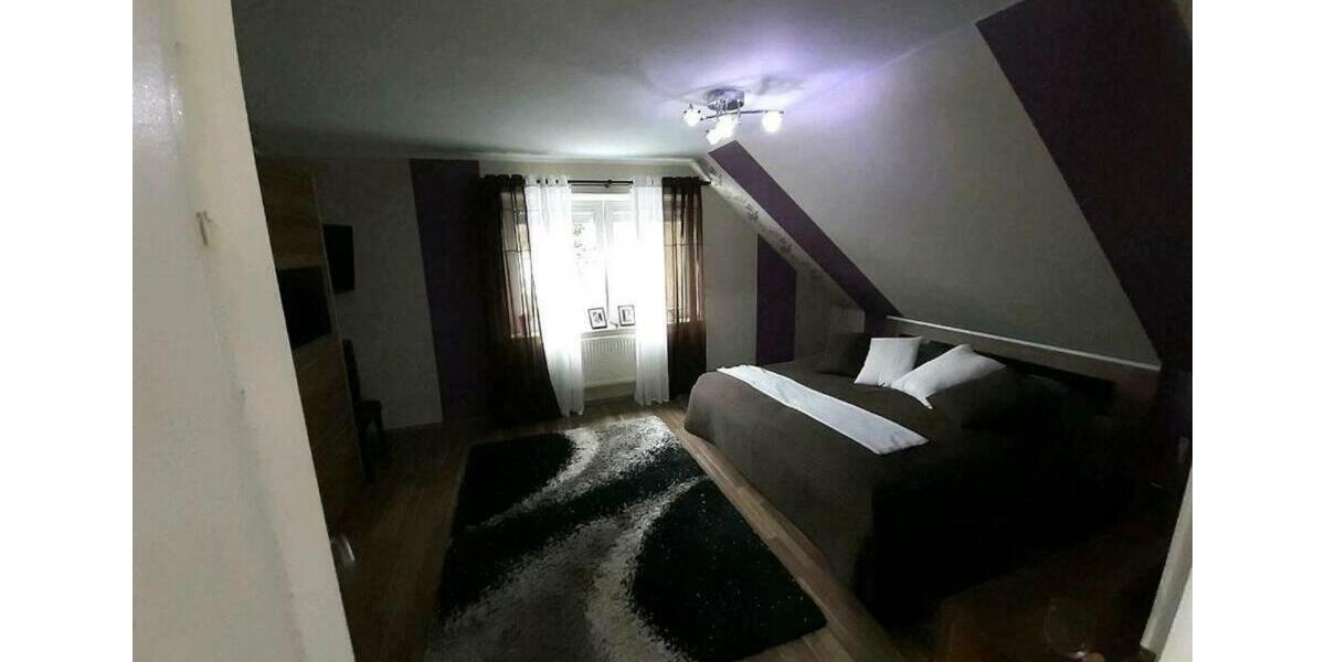 Doppelhaushälfte Marsberg - 3 Zimmer, 110 m&sup2;, 1.200&euro; | Angebot:25106802