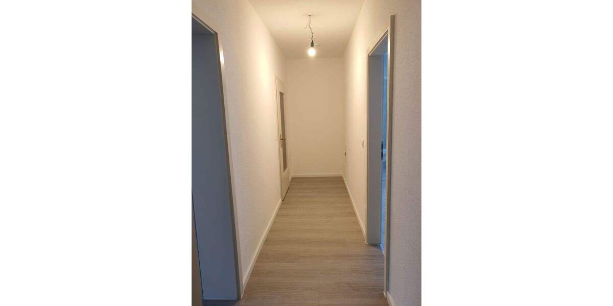 Etagenwohnung Oederan Lößnitztal - 3 Zimmer, 80 m&sup2;, 480&euro; | Angebot:25805636