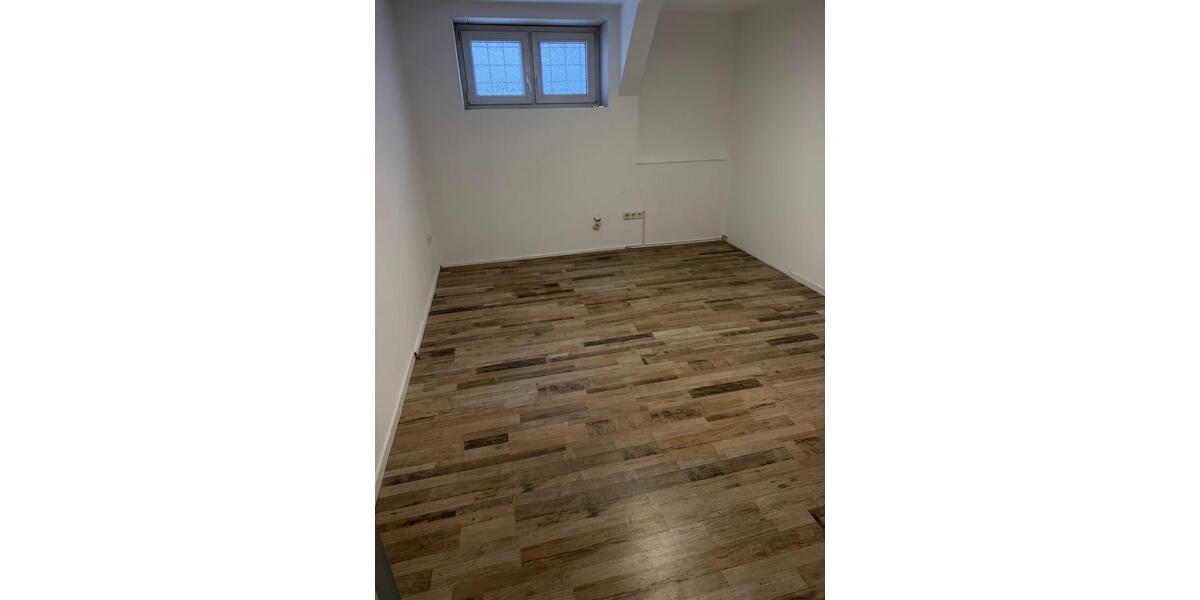 Etagenwohnung Erlensee - 3 Zimmer, 80 m&sup2;, 1.100&euro; | Angebot:24638294