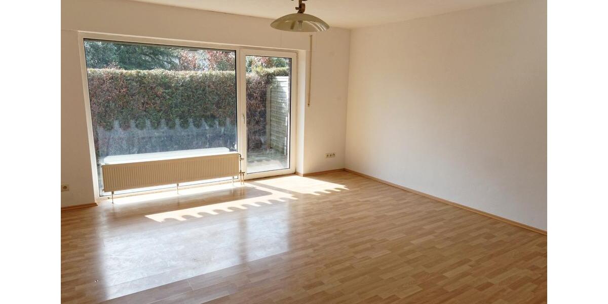 Etagenwohnung Lügde - 3 Zimmer, 88 m&sup2;, 500&euro; | Angebot:25991599