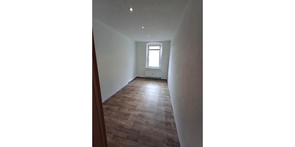 Etagenwohnung Bischofswerda - 3 Zimmer, 55 m&sup2;, 308&euro; | Angebot:25943905