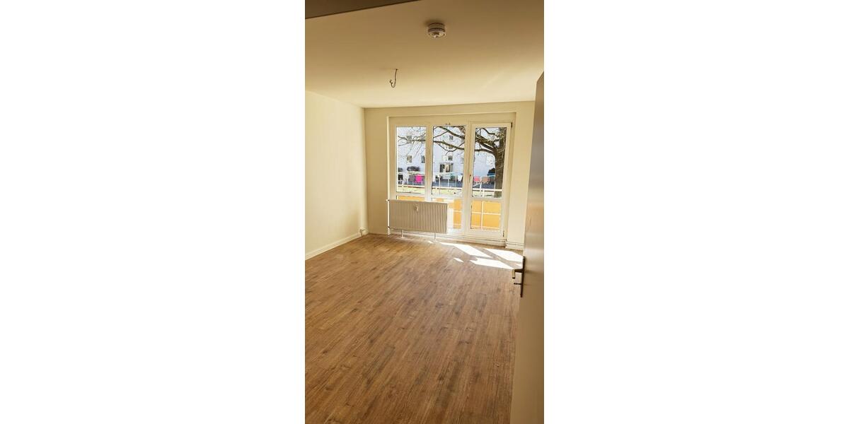 Modernisierte 4 Raumwohnung mit Balkon 4 zimmer