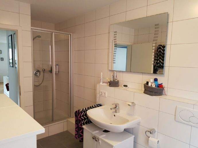 Etagenwohnung Villingen-Schwenningen Schwenningen - 3 Zimmer, 90 m&sup2;, 960&euro; | Angebot:26318670