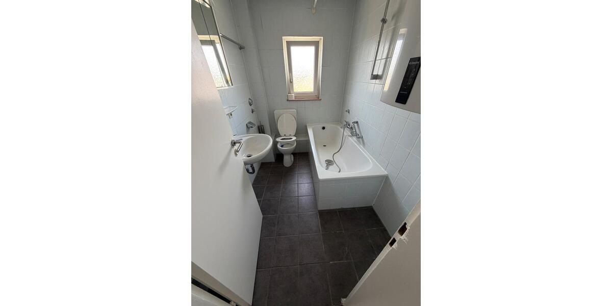 Wohnen auf Zeit Bruchsal - 4 Zimmer, 15 m&sup2;, 500&euro; | Angebot:26049302